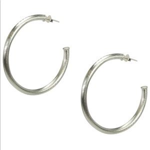 Sheila SILVER HOOP (Everybody’s Favorite Hoops)